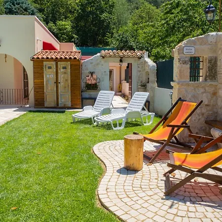 Aria Di Bosco Отель типа 