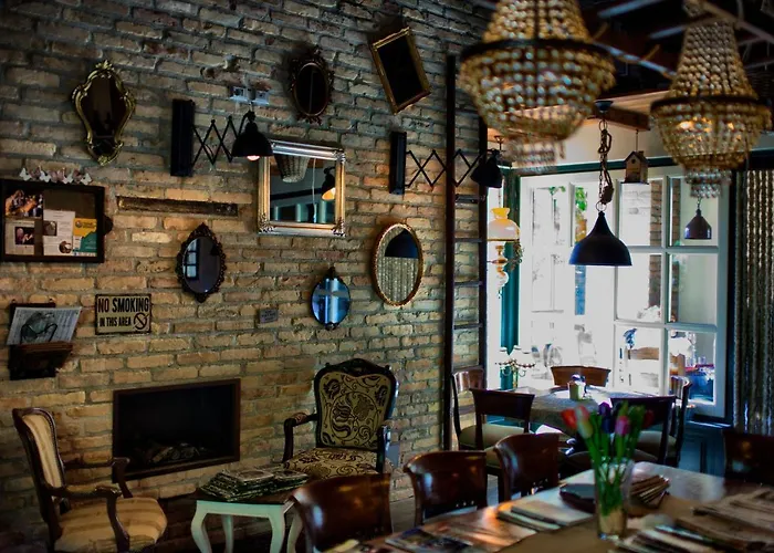 Aria Di Bosco Bed & Breakfast 3*