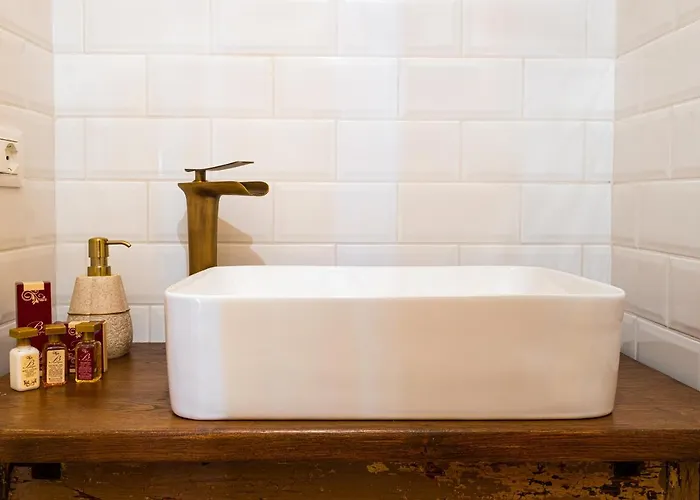 Alojamento de Acomodação e Pequeno-almoço Aria Di Bosco LʼAquila